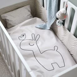 Done By Deer Quiltet Sengerand M/bindebånd Waves Sand -Baby Bonus 5712643032502 2