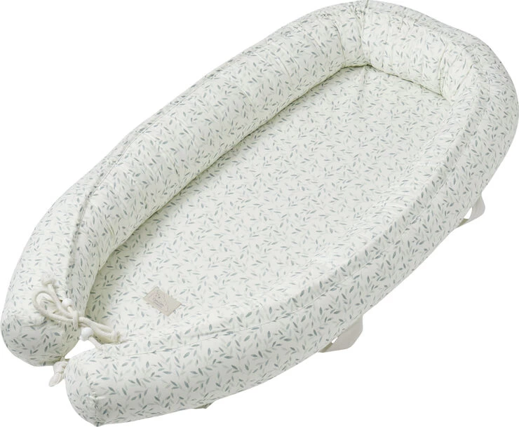 Cam Cam Copenhagen Baby Nest - OCS Green Leaves 3 Cam Cam Copenhagen Baby Nest - OCS Green Leaves