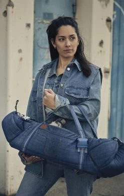 Baby Nest SleepCarrier Volume 2 - Denim Indigo -Baby Bonus Denim Indigo SC Lifestyle 2